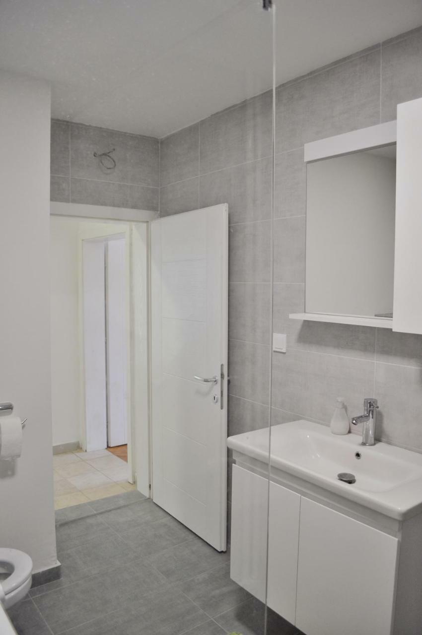 Center Apartments سكوبجي المظهر الخارجي الصورة