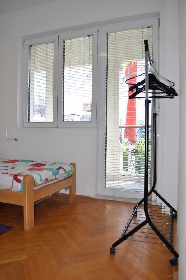 Center Apartments سكوبجي المظهر الخارجي الصورة